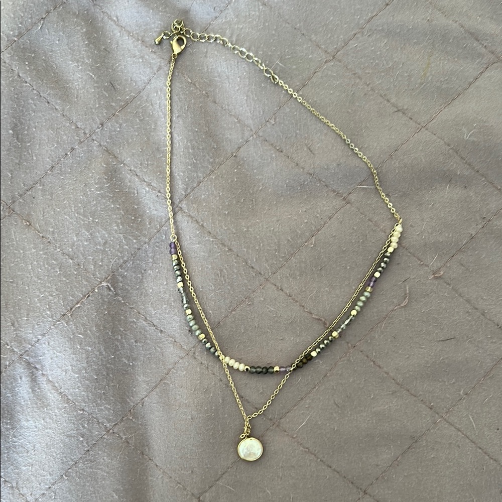Francesca's Collections Gold and Cream Necklace with Pendant
